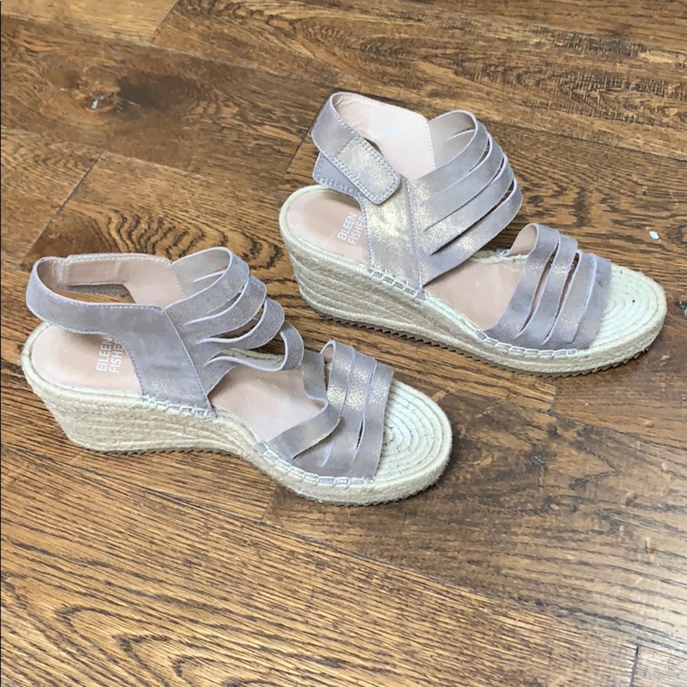Eileen Fisher summer wedge!